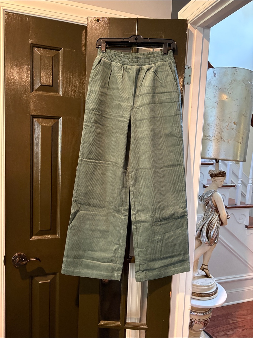 Double Zero Wide-Leg Corduroy Pants in Olive